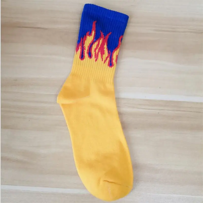 1 pair INS trend Harajuku style flame tube socks cotton men's socks European and American street hip-hop skateboard sports socks
1 pair INS trend Harajuku style flame tube socks cotton men's socks European and American street hip-hop skateboard sports socks