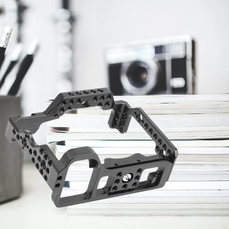 Suitable for Sony A7S3 Slr Camera Rabbit Cage Sonya7Siii Metal Rabbit Cage Photography Set Extension Accessories
Suitable for Sony A7S3 Slr Camera Rabbit Cage Sonya7Siii Metal Rabbit Cage Photography Set Extension Accessories