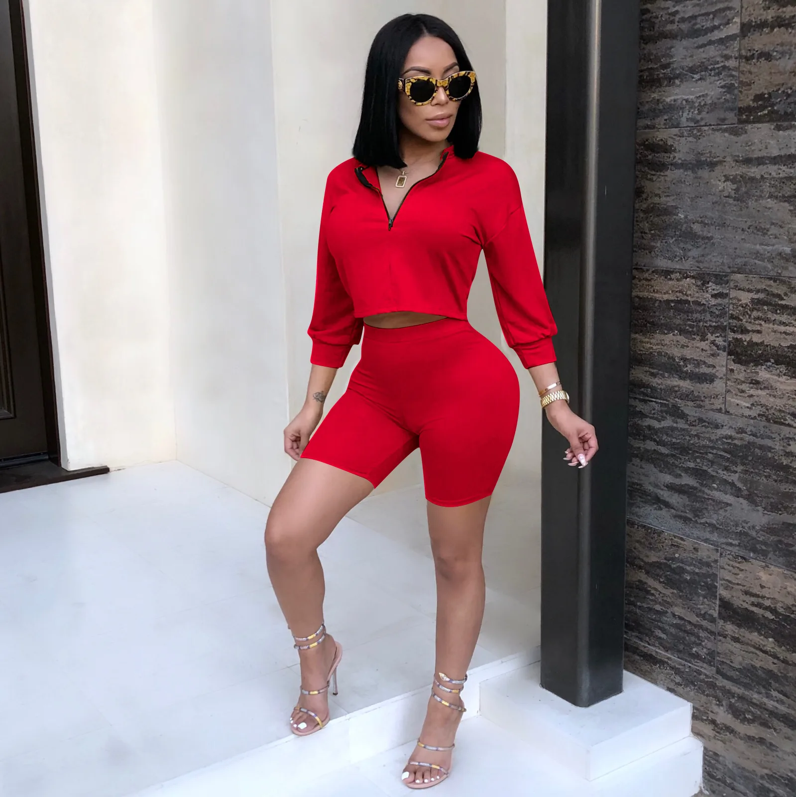 CN975 Ms. Pure Color Suit Sexy Zipper V-neck Seven-point Sleeve Tops Shorts Two-Piece Home Casual Fashion Streetwear Women
CN975 Ms. Pure Color Suit Sexy Zipper V-neck Seven-point Sleeve Tops Shorts Two-Piece Home Casual Fashion Streetwear Women