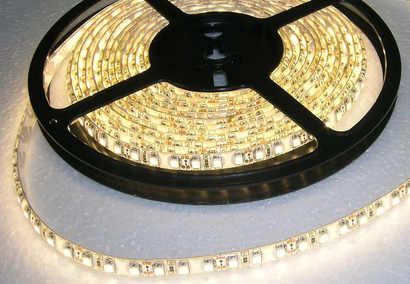 Flexible SMD striplight,LED striplight, SMD BAR light,SMD2835 120LED/Meter,5Meter/Roll,12V DC,IP44,indoor and outdoor,3M tape
Flexible SMD striplight,LED striplight, SMD BAR light,SMD2835 120LED/Meter,5Meter/Roll,12V DC,IP44,indoor and outdoor,3M tape