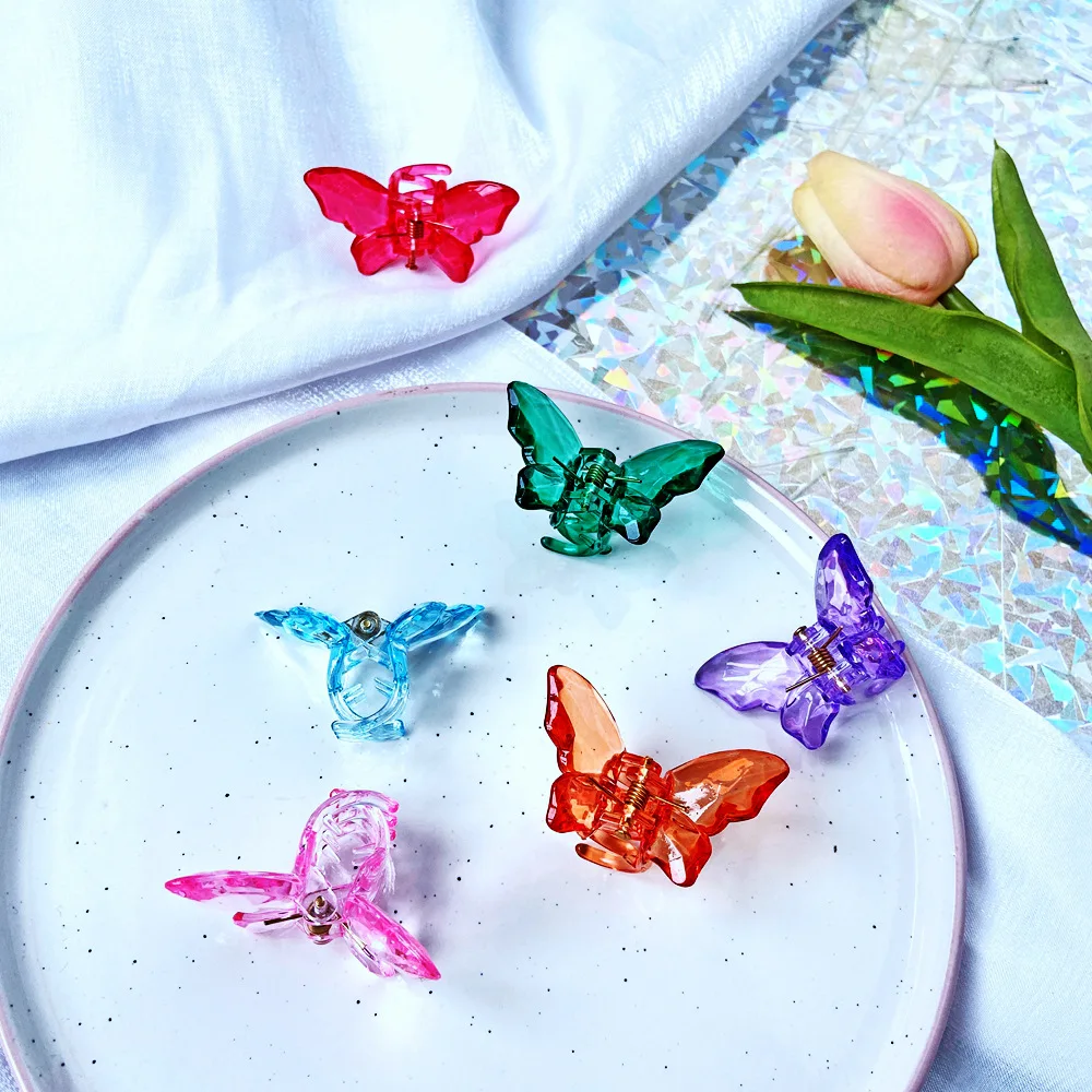 2021 New Elegant Pearl Woman's Hairpin Girl's Crab Headdress Fashion Trend Hair Accessories High-Quality Exquisite Gifts
2021 New Elegant Pearl Woman's Hairpin Girl's Crab Headdress Fashion Trend Hair Accessories High-Quality Exquisite Gifts