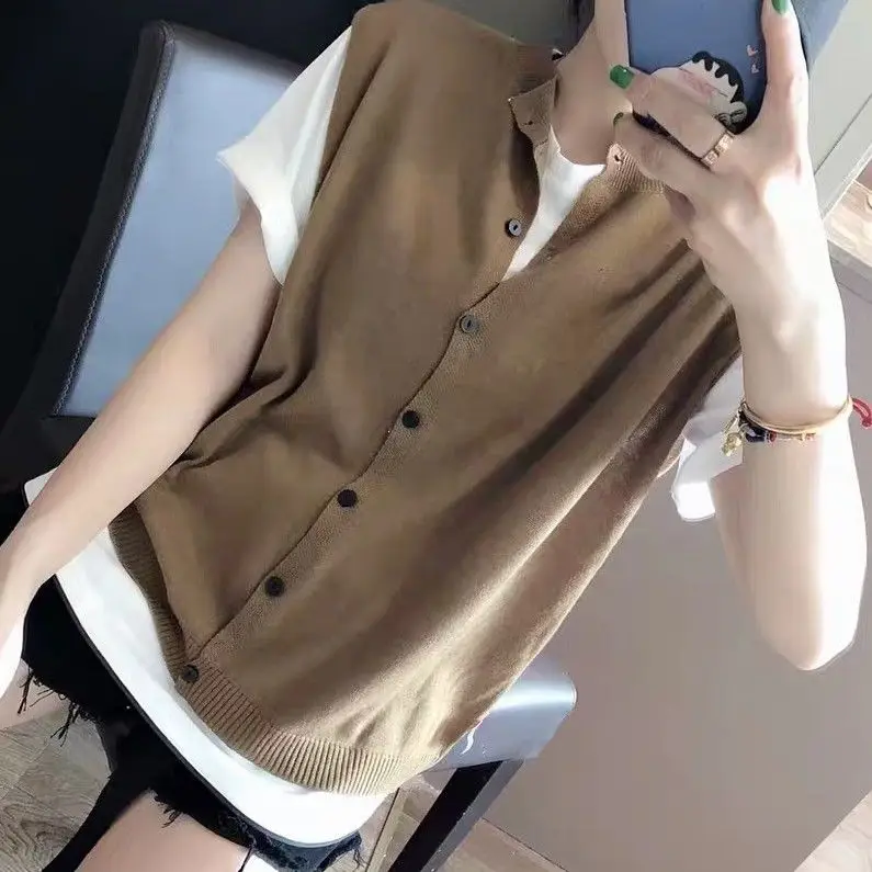 2020 spring and autumn new knitted waistcoat vest women's waistcoat waistcoat outside cardigan women's thin 
2020 spring and autumn new knitted waistcoat vest women's waistcoat waistcoat outside cardigan women's thin