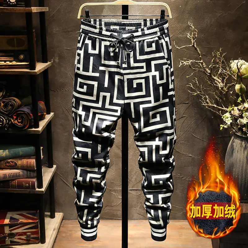 Winter Colorful Pants Mens Trousers Korean Style Fashionable Elastic Waist Velvet Padded Mens Casual Trousers Slim Fit Mens Skin
Winter Colorful Pants Mens Trousers Korean Style Fashionable Elastic Waist Velvet Padded Mens Casual Trousers Slim Fit Mens Skin