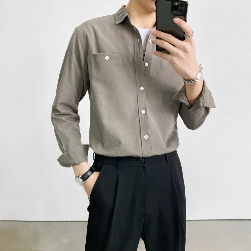 2021 Spring Loose New Men Casual Shirts Long Sleeve Solid All Match Front Pocket Decor 100% Cotton Blouse Homme Streetwear 3XL-M
2021 Spring Loose New Men Casual Shirts Long Sleeve Solid All Match Front Pocket Decor 100% Cotton Blouse Homme Streetwear 3XL-M