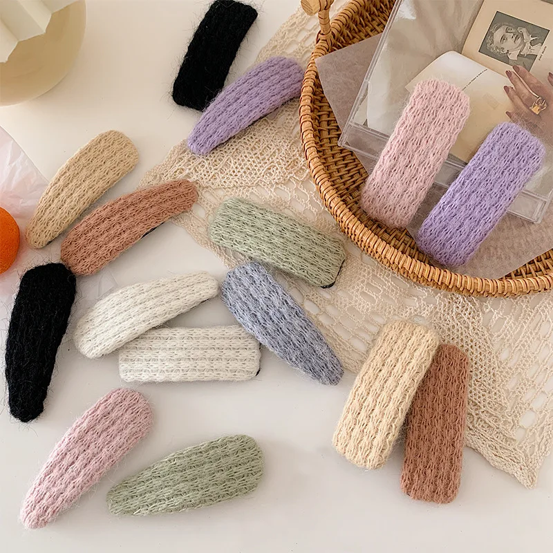 New Wool Knitting Women Hairpins Bangs Clips Solid Color Geometric Waterdrop Rectangle Barrettes Autumn Winter Hair Accessories
New Wool Knitting Women Hairpins Bangs Clips Solid Color Geometric Waterdrop Rectangle Barrettes Autumn Winter Hair Accessories