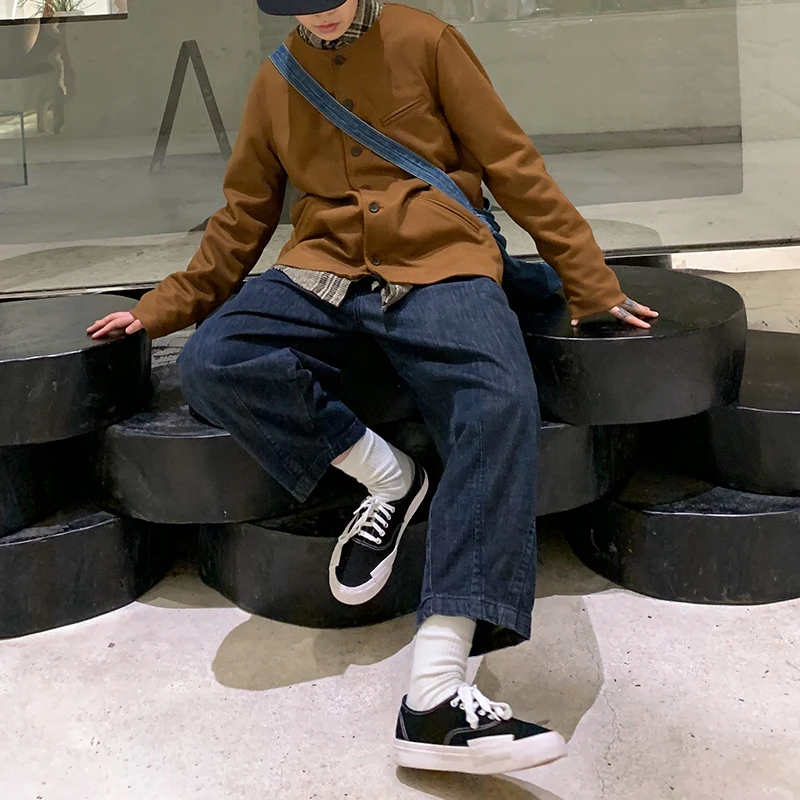 2020 Spring And Autumn New Youth Popular Couple Solid Color Handsome Collarless Single-breasted Jacket Fashion Casual Loose Top 
2020 Spring And Autumn New Youth Popular Couple Solid Color Handsome Collarless Single-breasted Jacket Fashion Casual Loose Top