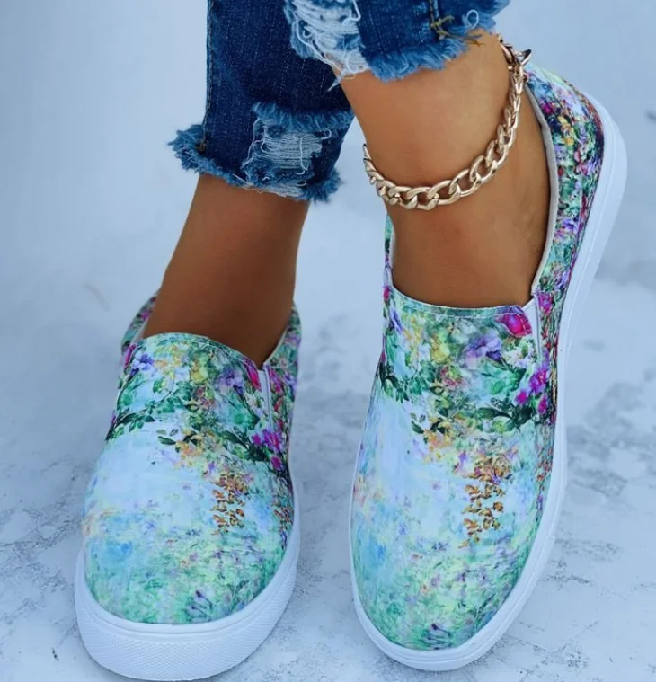 Women's Fashion Casual Round Toe Printed Flat Slip On Loafers Shoes Female Bohemian Style Casual Canvas Shoes Sneakers
Women's Fashion Casual Round Toe Printed Flat Slip On Loafers Shoes Female Bohemian Style Casual Canvas Shoes Sneakers