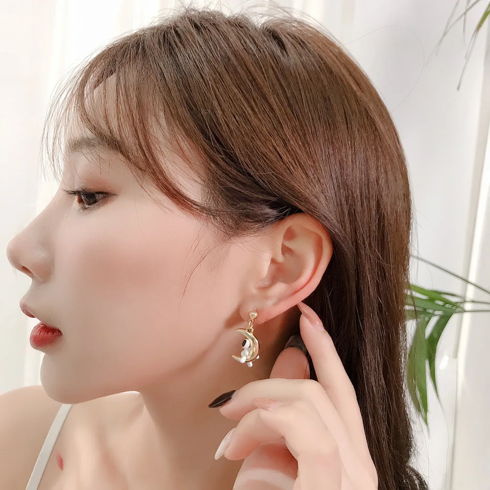 Creative Cute Design Universe Planet Star Astronaut Tassel Drop Earrings For Women Girls Gold Hollow Crystal Pendant Jewelry
Creative Cute Design Universe Planet Star Astronaut Tassel Drop Earrings For Women Girls Gold Hollow Crystal Pendant Jewelry