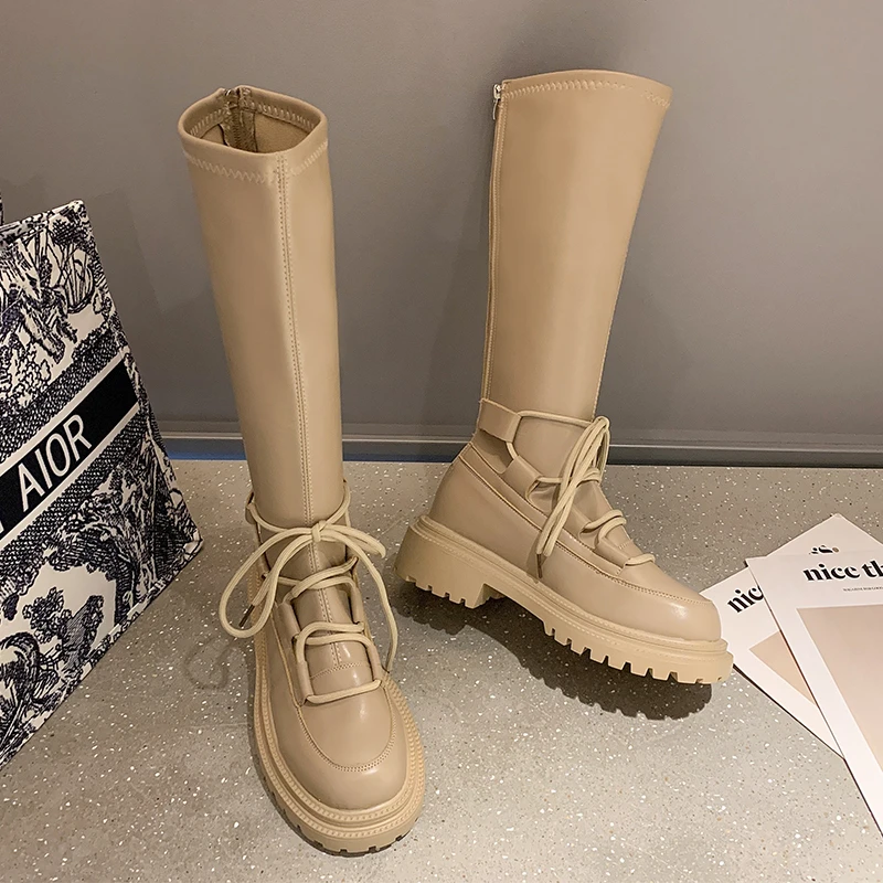 Autumn Winter Black Short Boots New Women's Shoes 2021 INS Platform Boots for Women Chunky Heels Stretch Fabric zapatillas mujer
Autumn Winter Black Short Boots New Women's Shoes 2021 INS Platform Boots for Women Chunky Heels Stretch Fabric zapatillas mujer