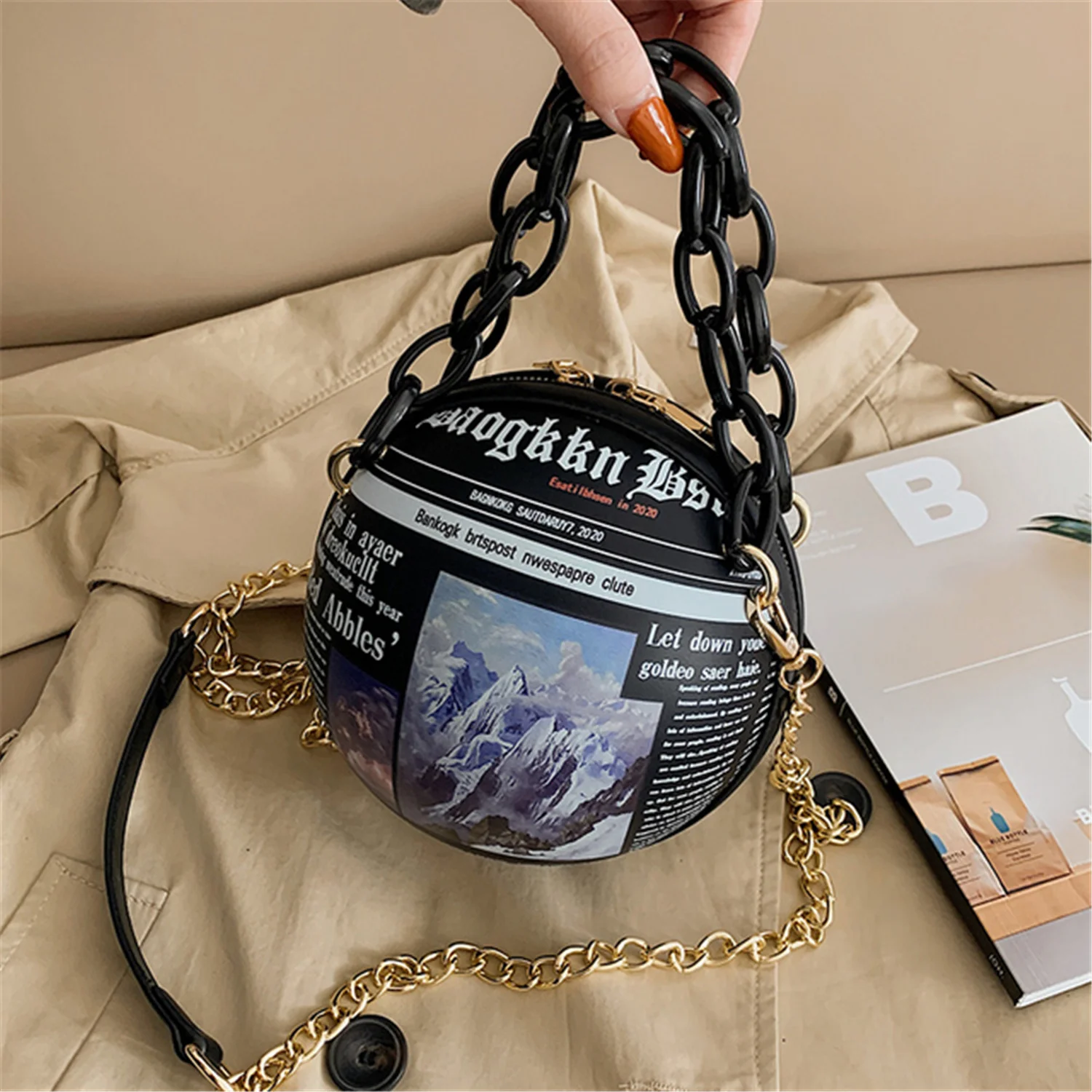 NEW Basketball Design Shoulder Chain Bag Crossbody Bag for Women Fashion Purses and Handbags Brand Designer Bags Luxury Leather
NEW Basketball Design Shoulder Chain Bag Crossbody Bag for Women Fashion Purses and Handbags Brand Designer Bags Luxury Leather