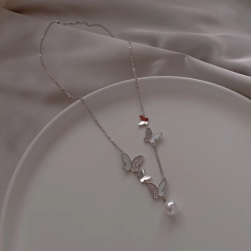 Hip Hop Rapper Chains 2020 Trend Silver Color Zircon Bear Pendant Necklace Female Unisex Chain Fashion New Torque Jewelry Gift 
Hip Hop Rapper Chains 2020 Trend Silver Color Zircon Bear Pendant Necklace Female Unisex Chain Fashion New Torque Jewelry Gift