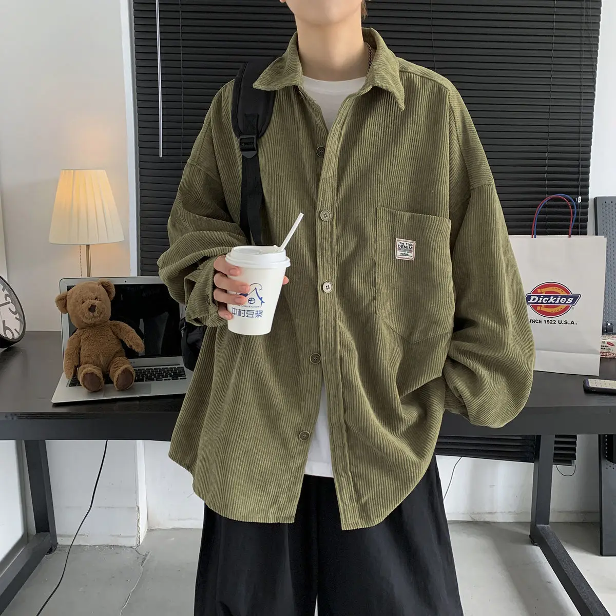 FAKUNTN New Men's Corduroy Long Sleeve Shirts Autumn Korean Shirt Woman Fashion Casual Oversize Shirt Printed Clothing
FAKUNTN New Men's Corduroy Long Sleeve Shirts Autumn Korean Shirt Woman Fashion Casual Oversize Shirt Printed Clothing