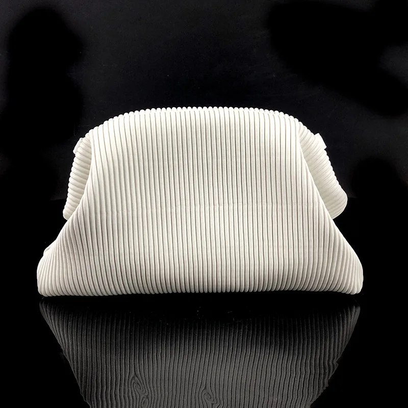 2021 Fashion Brand Designer Style Women Pouch Clutch Chain Handbag Lady Crossbody Bag Striped Shell
2021 Fashion Brand Designer Style Women Pouch Clutch Chain Handbag Lady Crossbody Bag Striped Shell