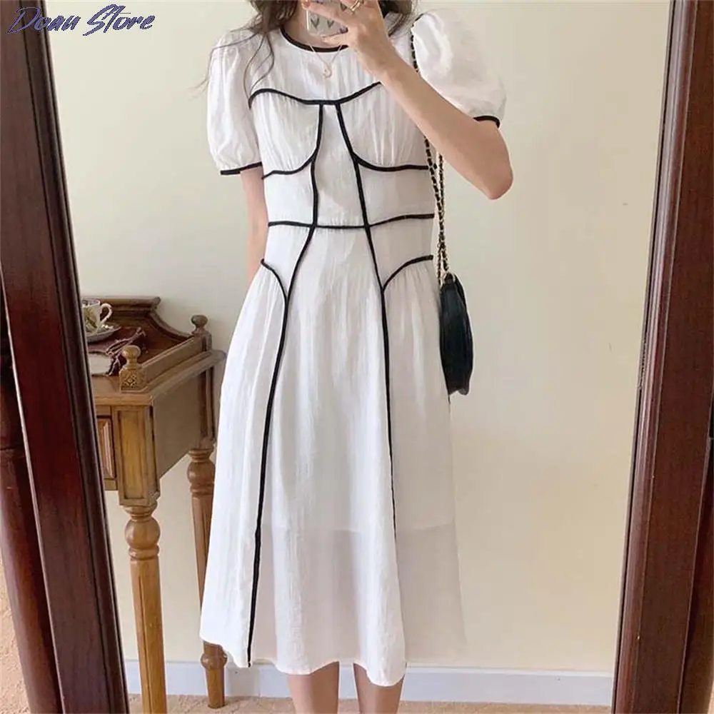 2021 Summer Office Lady High Waist Slim Vintage Women Dresses O-Neck Puff Sleeve Stitching Loose Chic French Sweet Dress
2021 Summer Office Lady High Waist Slim Vintage Women Dresses O-Neck Puff Sleeve Stitching Loose Chic French Sweet Dress