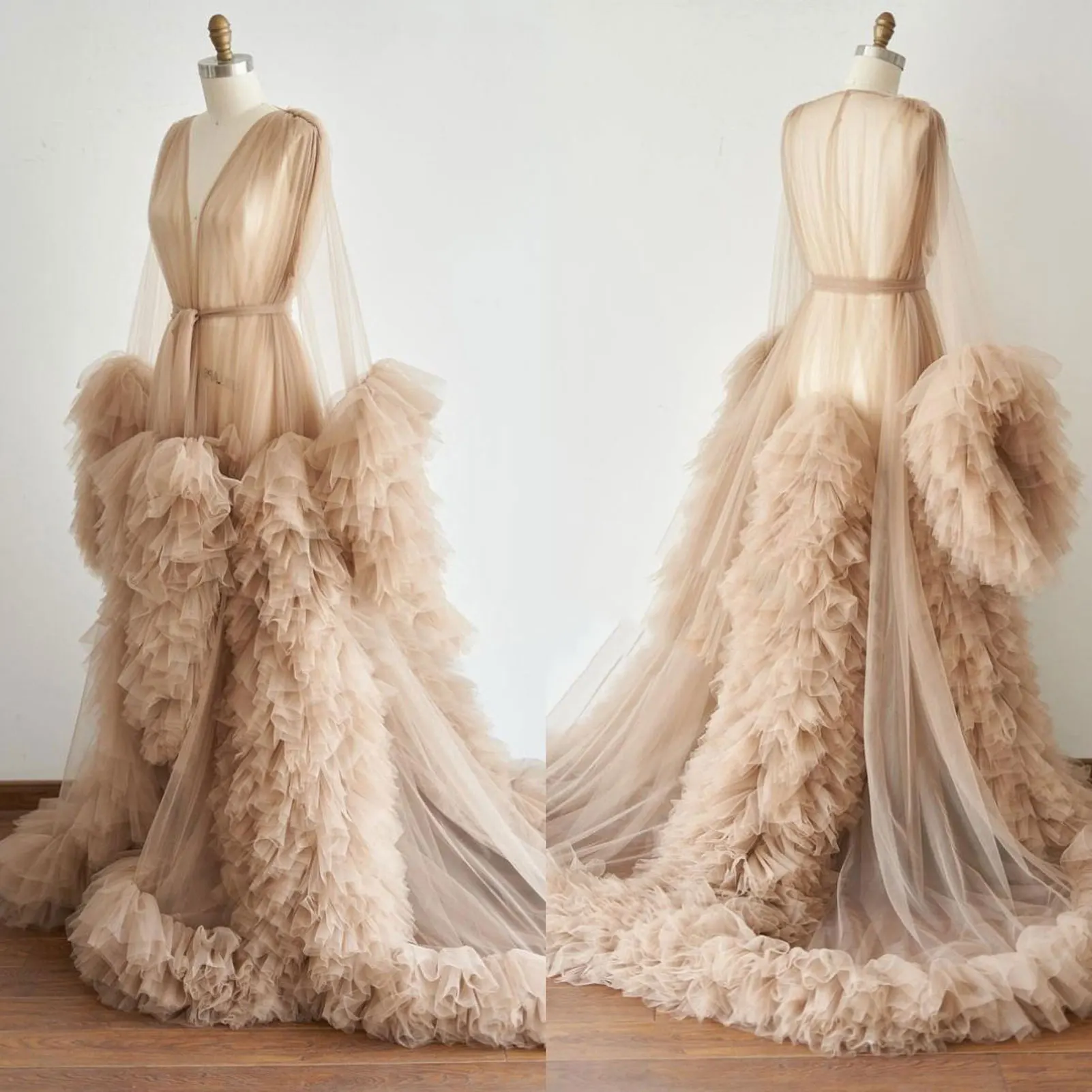 Champagne Fluffy Tulle Robes Sheer Long Women Maternity Dressing Gowns Tiered Ruffles Party Beach Birthday Tulle Jackets
Champagne Fluffy Tulle Robes Sheer Long Women Maternity Dressing Gowns Tiered Ruffles Party Beach Birthday Tulle Jackets