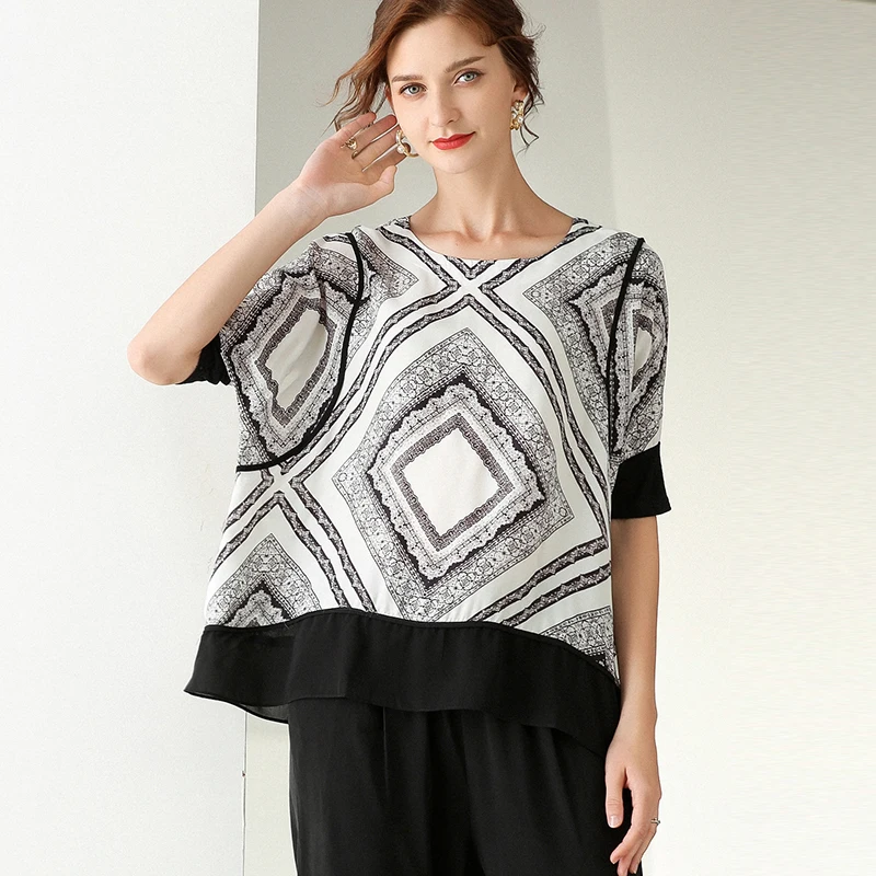 Ladies T-shirts Tees Oversized 2020 Short Sleeve Summer Women Casual Elegant Plus Size T-shirt Tops Female Tshirts
Ladies T-shirts Tees Oversized 2020 Short Sleeve Summer Women Casual Elegant Plus Size T-shirt Tops Female Tshirts