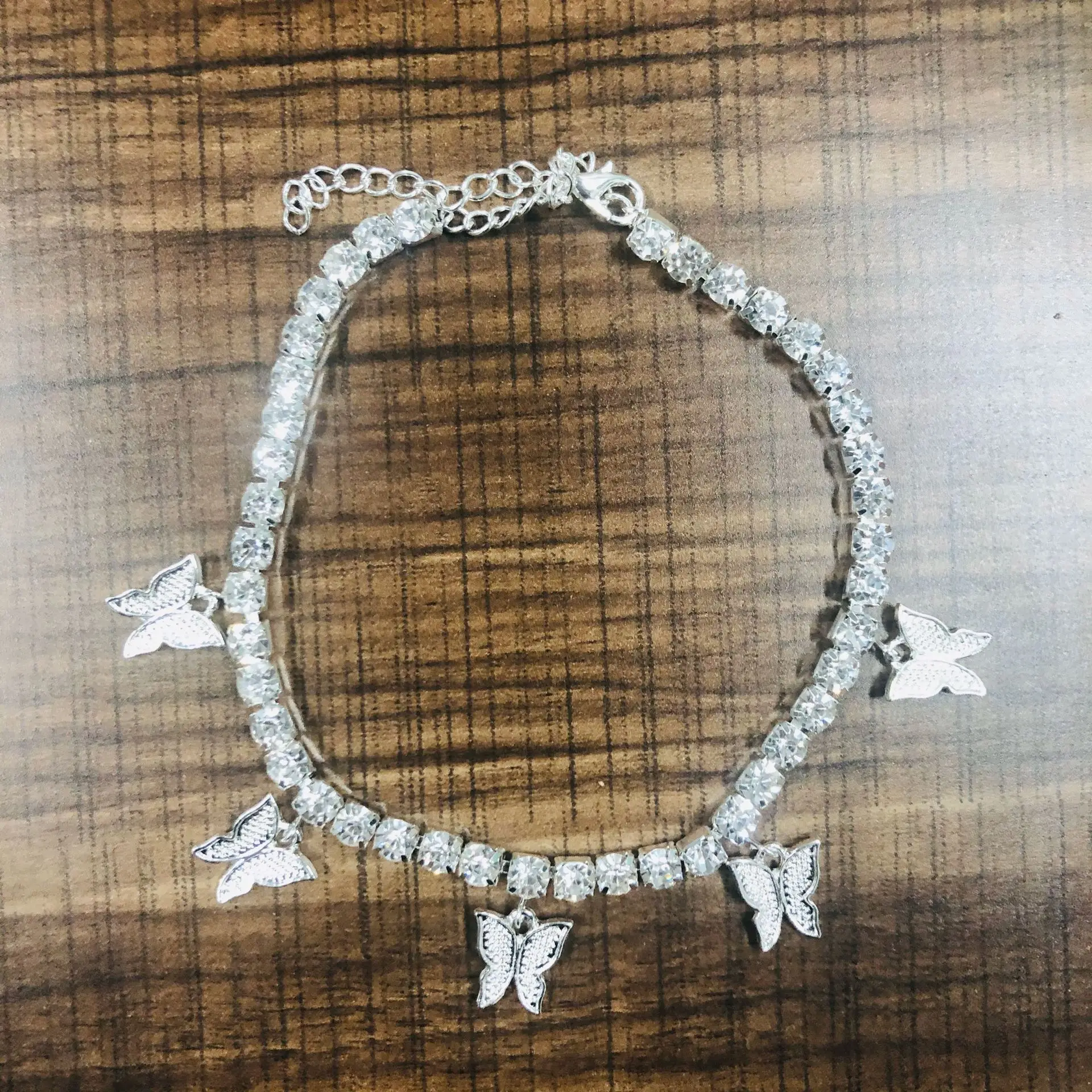 Gold Butterfly Anklet Rhinestone Zircon Crystal Bracelet Boho Beach Anklets for Women Sandals Foot Bracelets Female Jewelry
Gold Butterfly Anklet Rhinestone Zircon Crystal Bracelet Boho Beach Anklets for Women Sandals Foot Bracelets Female Jewelry