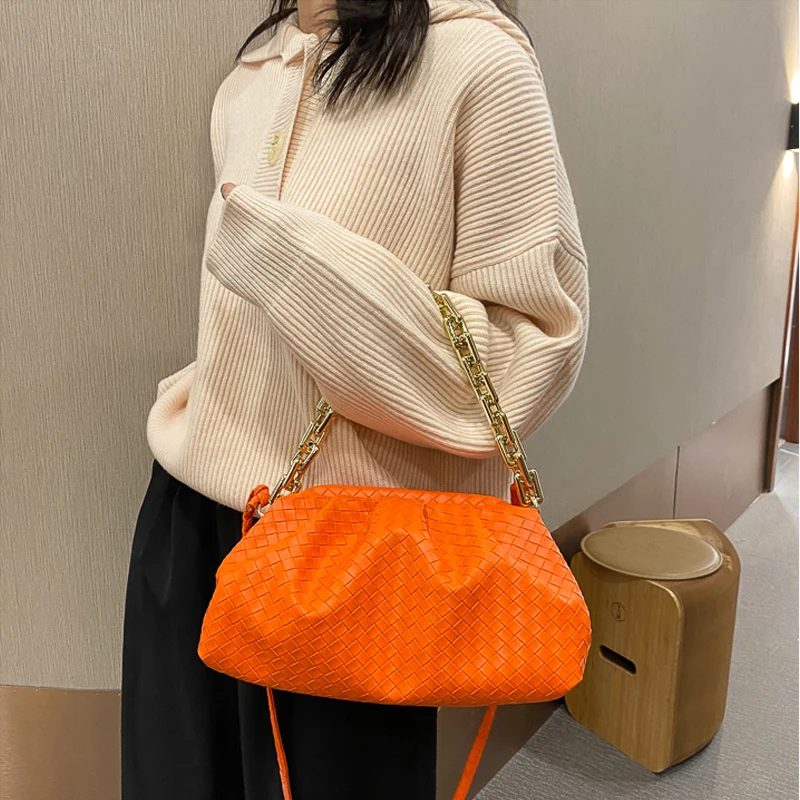 ATLI New Brand Handbag Women's Bag Pu Leather Fashion Thick Chain Shoulder Bags For Women 2021 Trendy Crossbody Bags Purse
ATLI New Brand Handbag Women's Bag Pu Leather Fashion Thick Chain Shoulder Bags For Women 2021 Trendy Crossbody Bags Purse