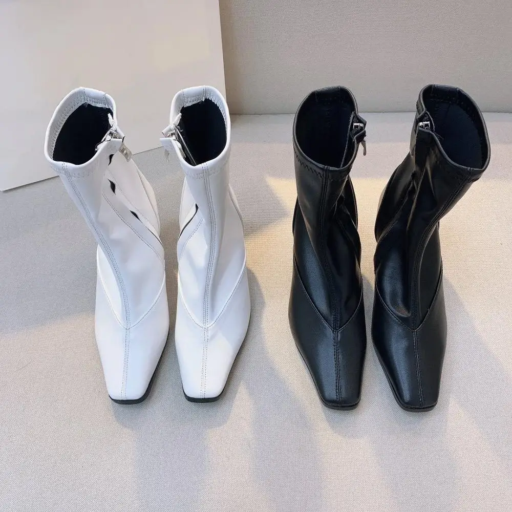 2020 Women Boots Fashion Women Hight Heels Black White Boots Luxury Designer C Brand Handmade Autumn Winter High Quality Shoes
2020 Women Boots Fashion Women Hight Heels Black White Boots Luxury Designer C Brand Handmade Autumn Winter High Quality Shoes