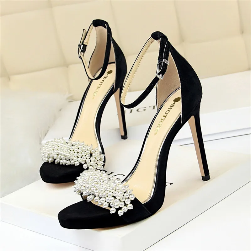 New Summer Candy Color String Bead Sandals Flock Party Shoes Women Open Toe 11cm Thin High Heels Ankle Buckle Strap Stilettos
New Summer Candy Color String Bead Sandals Flock Party Shoes Women Open Toe 11cm Thin High Heels Ankle Buckle Strap Stilettos