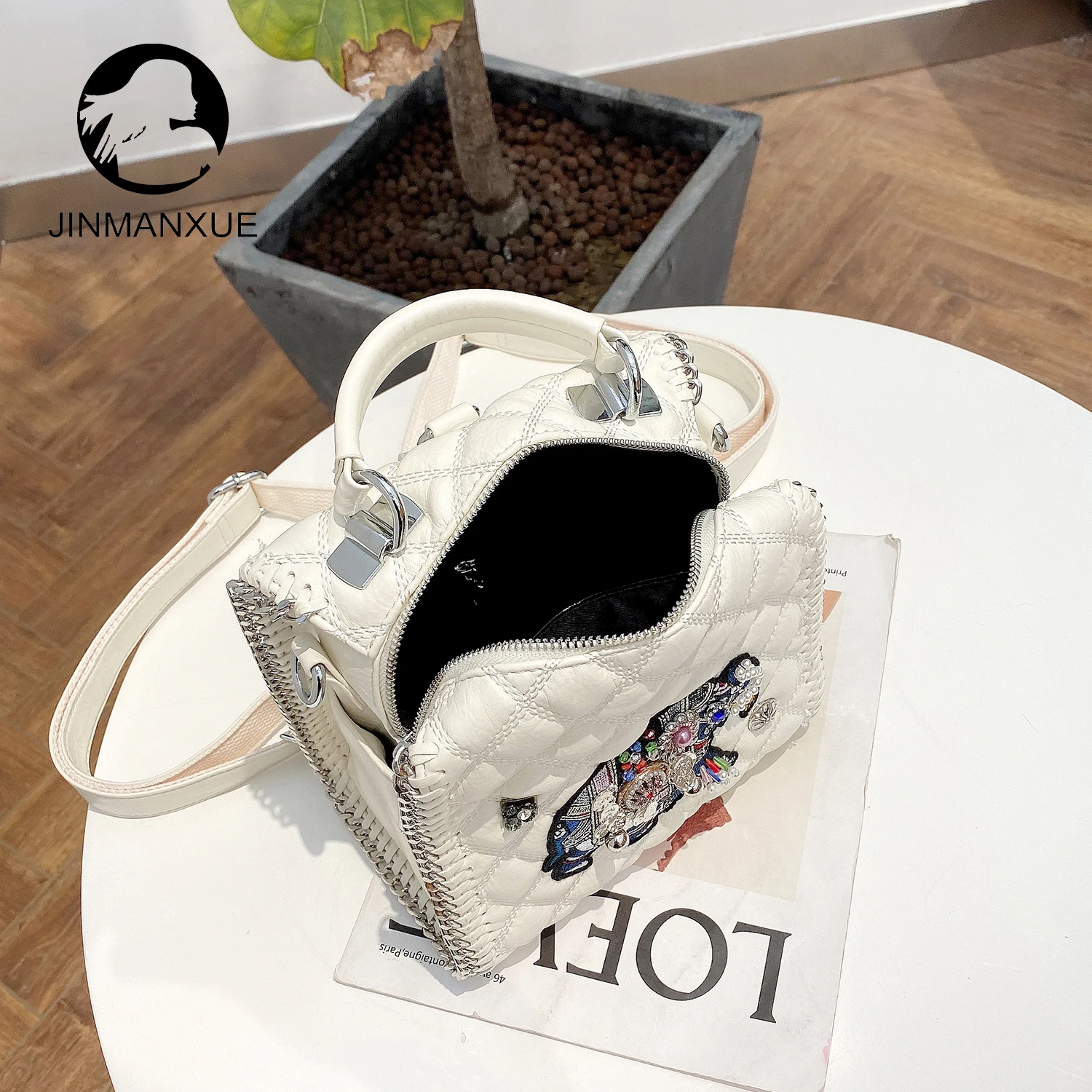 Fashion Shoulder Bags Ladies Diamond Lattice Casual Backpack Women Messenger Crossbody Bags Elephant Pattern Handbag and Purse 
Fashion Shoulder Bags Ladies Diamond Lattice Casual Backpack Women Messenger Crossbody Bags Elephant Pattern Handbag and Purse