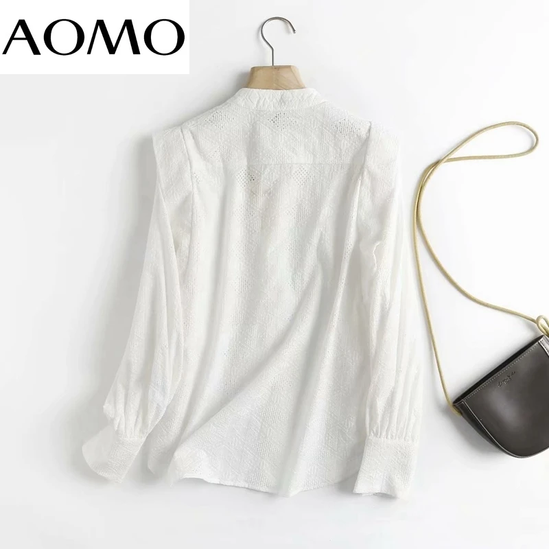 AOMO Women High Quality Embroidery Hollow Out Blouse Shirt Long Sleeve 2021 Chic Female Shirt Tops 4C150A
AOMO Women High Quality Embroidery Hollow Out Blouse Shirt Long Sleeve 2021 Chic Female Shirt Tops 4C150A