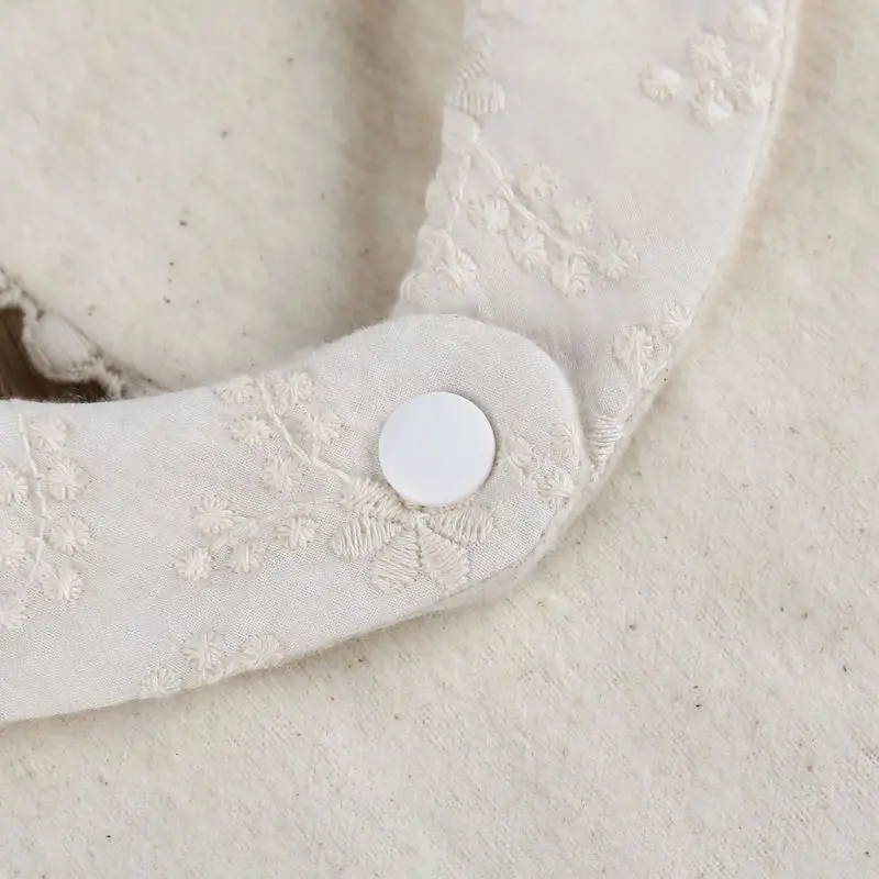 High Quality Cotton Newborn Baby Embroidery Saliva Towel Toddler Feeding Burp Cloth Cotton Bib Scarf Baby Bibs for Weaning
High Quality Cotton Newborn Baby Embroidery Saliva Towel Toddler Feeding Burp Cloth Cotton Bib Scarf Baby Bibs for Weaning