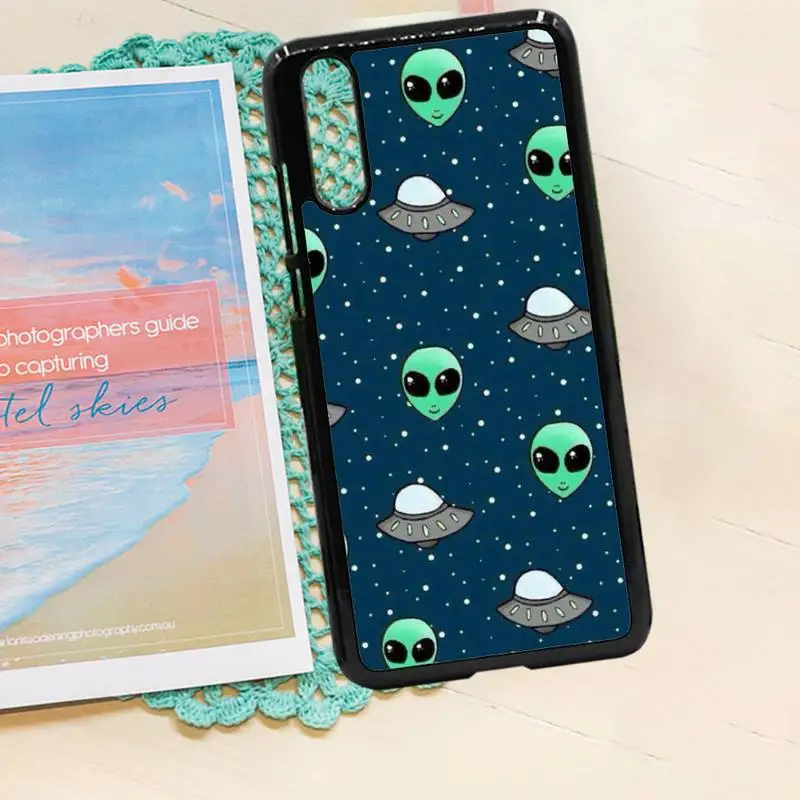 Fashion E.T. cartoon cute Alien Phone Case PC for iPhone 11 12 pro XS MAX 8 7 6 6S Plus X 5S SE 2020 XR
Fashion E.T. cartoon cute Alien Phone Case PC for iPhone 11 12 pro XS MAX 8 7 6 6S Plus X 5S SE 2020 XR
