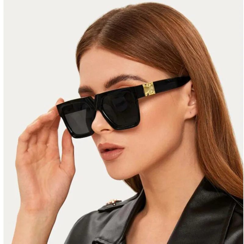

Интернет знаменитости рекомендуем V Стиль солнцезащитные очки для Для женщин Винтаж солнцезащитные очки Элитный бренд дизайнерские очки в...