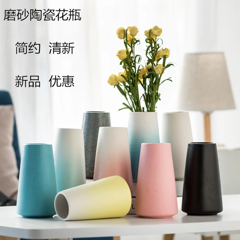 Simple European style restore ancient ways large caliber ground Zen black, white, blue, red home installation vase
Simple European style restore ancient ways large caliber ground Zen black, white, blue, red home installation vase