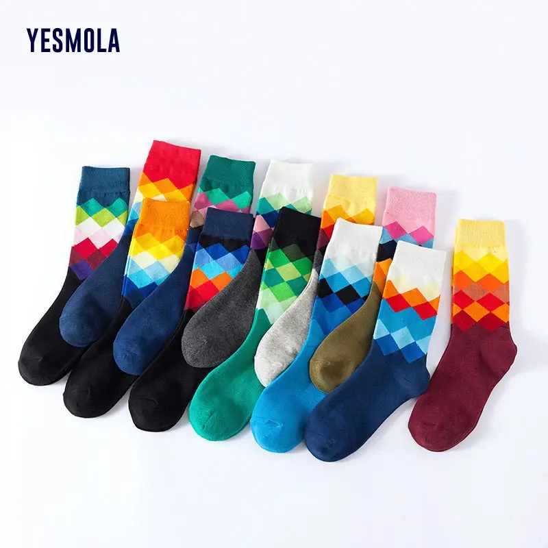 YESMOLA 5 Pairs/lot Women's Socks Cotton Lingge Color Matching Medium Tube Socks for Men 2021 Autumn Winter Brand Stockings
YESMOLA 5 Pairs/lot Women's Socks Cotton Lingge Color Matching Medium Tube Socks for Men 2021 Autumn Winter Brand Stockings