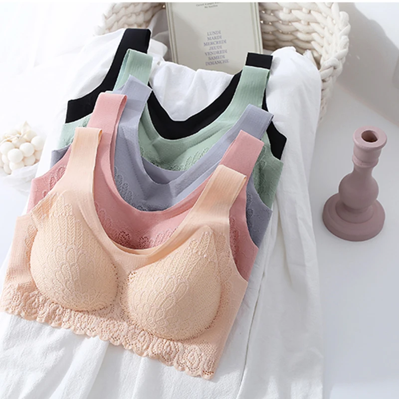 Sexy Female Seamless Sports Bra Latex Bras for Women Lace Back Fitness Brassiere Bra Push Up Bralette with Pad Vest Top Bra
Sexy Female Seamless Sports Bra Latex Bras for Women Lace Back Fitness Brassiere Bra Push Up Bralette with Pad Vest Top Bra