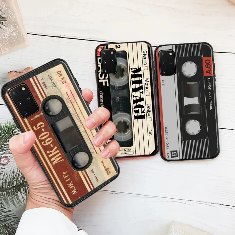 Vintage Cassette Tape Retro Style Phone Case For Samsung Galaxy S8 S9 S9 Plus S10 S20 S20 FE Lite Ultra Carcasa Back Cover
Vintage Cassette Tape Retro Style Phone Case For Samsung Galaxy S8 S9 S9 Plus S10 S20 S20 FE Lite Ultra Carcasa Back Cover