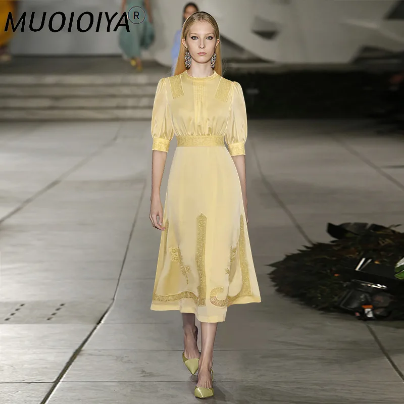2021 New Spring Summer Runway Designer Dress Women High Quality Hollow Out Lace Soft Silk Vintage Office Ladies OL A-line Dress
2021 New Spring Summer Runway Designer Dress Women High Quality Hollow Out Lace Soft Silk Vintage Office Ladies OL A-line Dress
