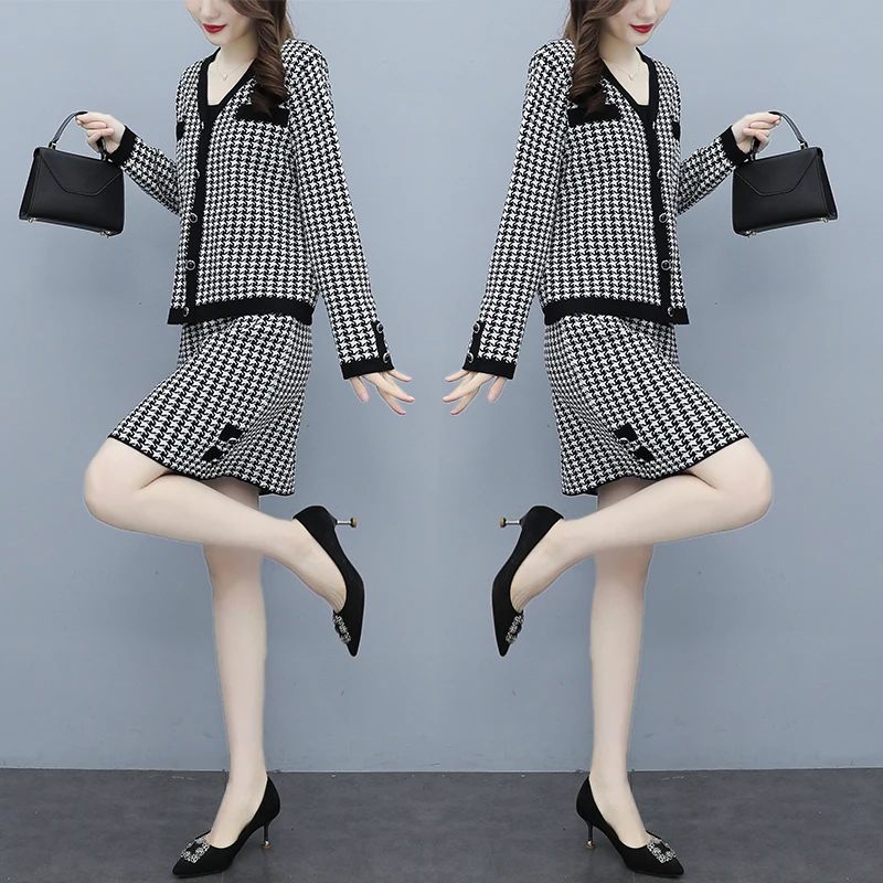 Houndstooth Jacket + Skirt Suit Plaid Women 2 Piece Set Top And Skirt Set Ensemble Femme Survetement Two Piece Outfits
Houndstooth Jacket + Skirt Suit Plaid Women 2 Piece Set Top And Skirt Set Ensemble Femme Survetement Two Piece Outfits