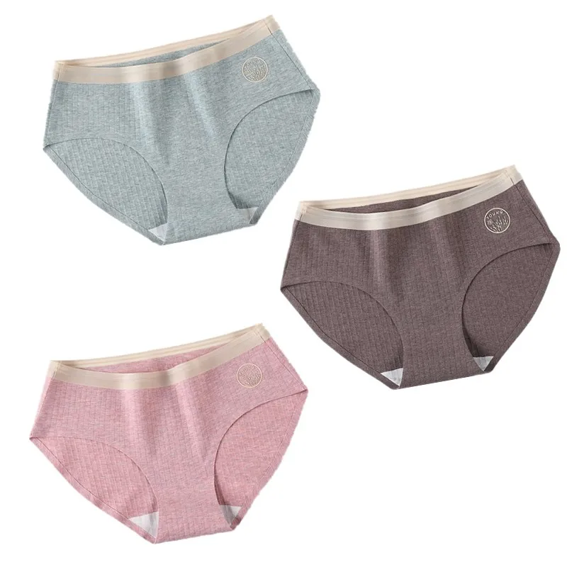 3 Pcs/Set Sexy Seamless Cotton Underwear Women Panty Soft Panties For Female Skin-friendly Panty Comfort Lingerie Women's Briefs 
3 Pcs/Set Sexy Seamless Cotton Underwear Women Panty Soft Panties For Female Skin-friendly Panty Comfort Lingerie Women's Briefs