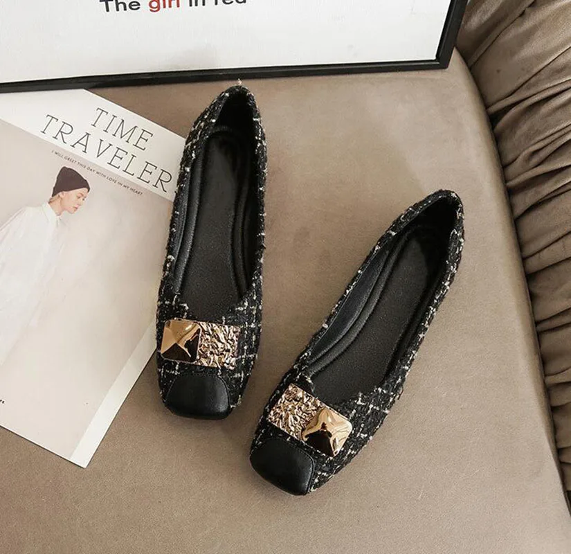 Metal Decoration Women Flats Black Ballet Flats Woman Loafers Square Toe Slip on Fashion Flat Casual Shoes Woman Zapatos Mujer
Metal Decoration Women Flats Black Ballet Flats Woman Loafers Square Toe Slip on Fashion Flat Casual Shoes Woman Zapatos Mujer