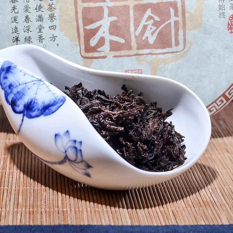 2018 Yr Premium Shu Pu'er Tea Cake Ripe Pu-erh Tea Chinese 357g Yunnan Menghai Ripe Pu'erh Tea For Lose Weight Health Food
2018 Yr Premium Shu Pu'er Tea Cake Ripe Pu-erh Tea Chinese 357g Yunnan Menghai Ripe Pu'erh Tea For Lose Weight Health Food