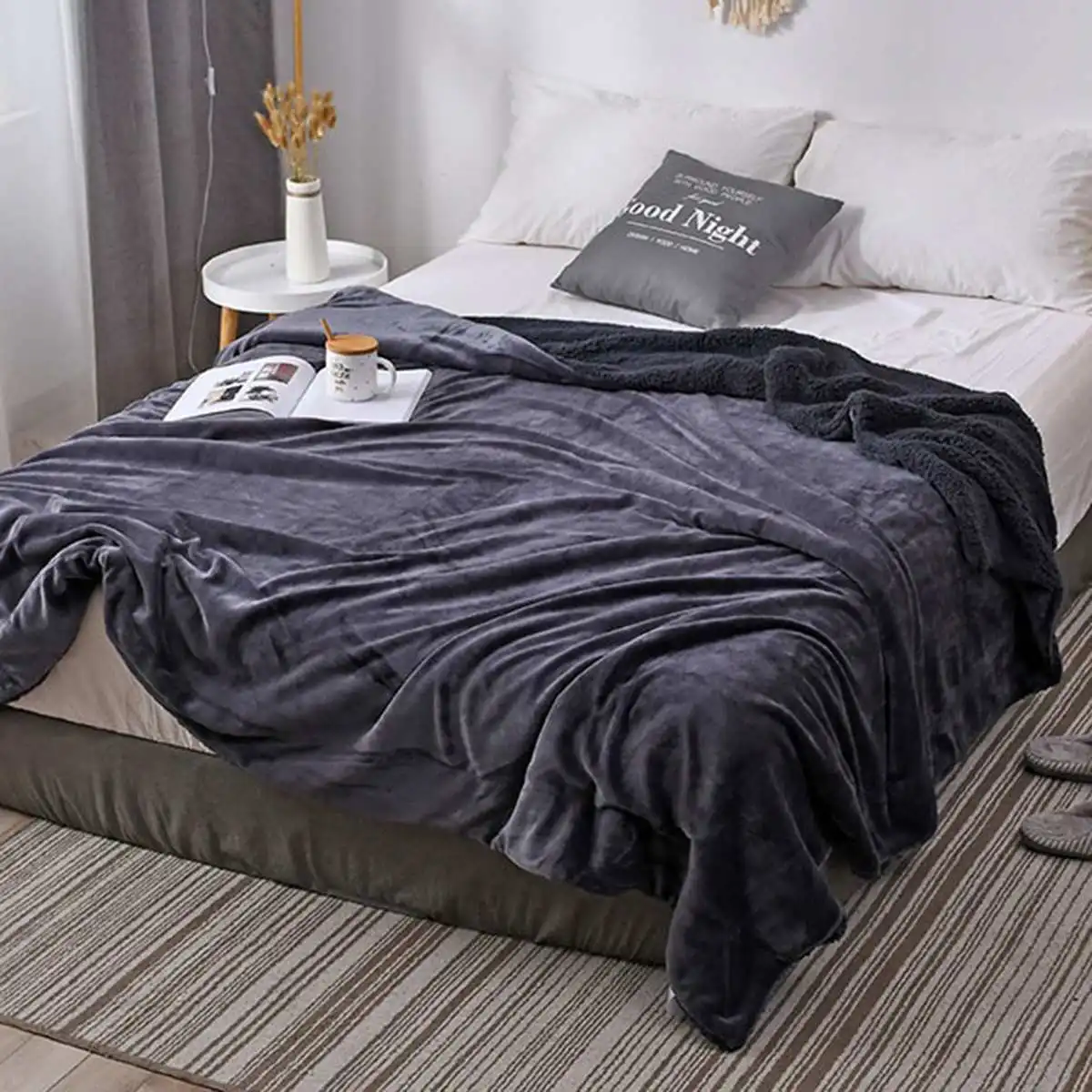 6 Colors Super Soft Fuzzy Fur Faux Elegant Cozy With Fluffy Throw Blanket Bed Sofa Bedspread Long Shaggy Soft Warm Bedding Sheet
6 Colors Super Soft Fuzzy Fur Faux Elegant Cozy With Fluffy Throw Blanket Bed Sofa Bedspread Long Shaggy Soft Warm Bedding Sheet