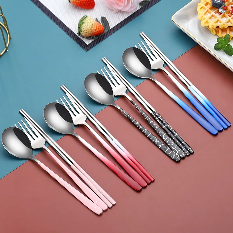 7pcs Dinnerware Set Travel Cutlery Set Reusable Silverware with Metal Straw Spoon Fork Chopsticks Kitchen Accessory with Case
7pcs Dinnerware Set Travel Cutlery Set Reusable Silverware with Metal Straw Spoon Fork Chopsticks Kitchen Accessory with Case
