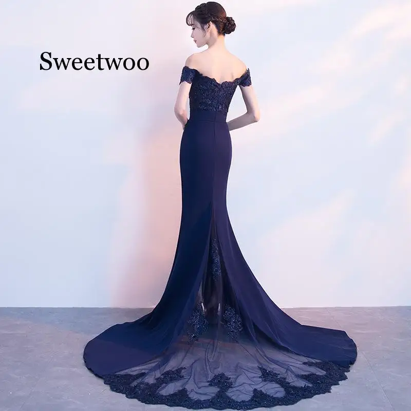 Sexy Winter Mesh Lace Dresses Women Party Elegant Embroidery Female Vintage Sequins Long Dress Plus Size Dresses Vestidos
Sexy Winter Mesh Lace Dresses Women Party Elegant Embroidery Female Vintage Sequins Long Dress Plus Size Dresses Vestidos