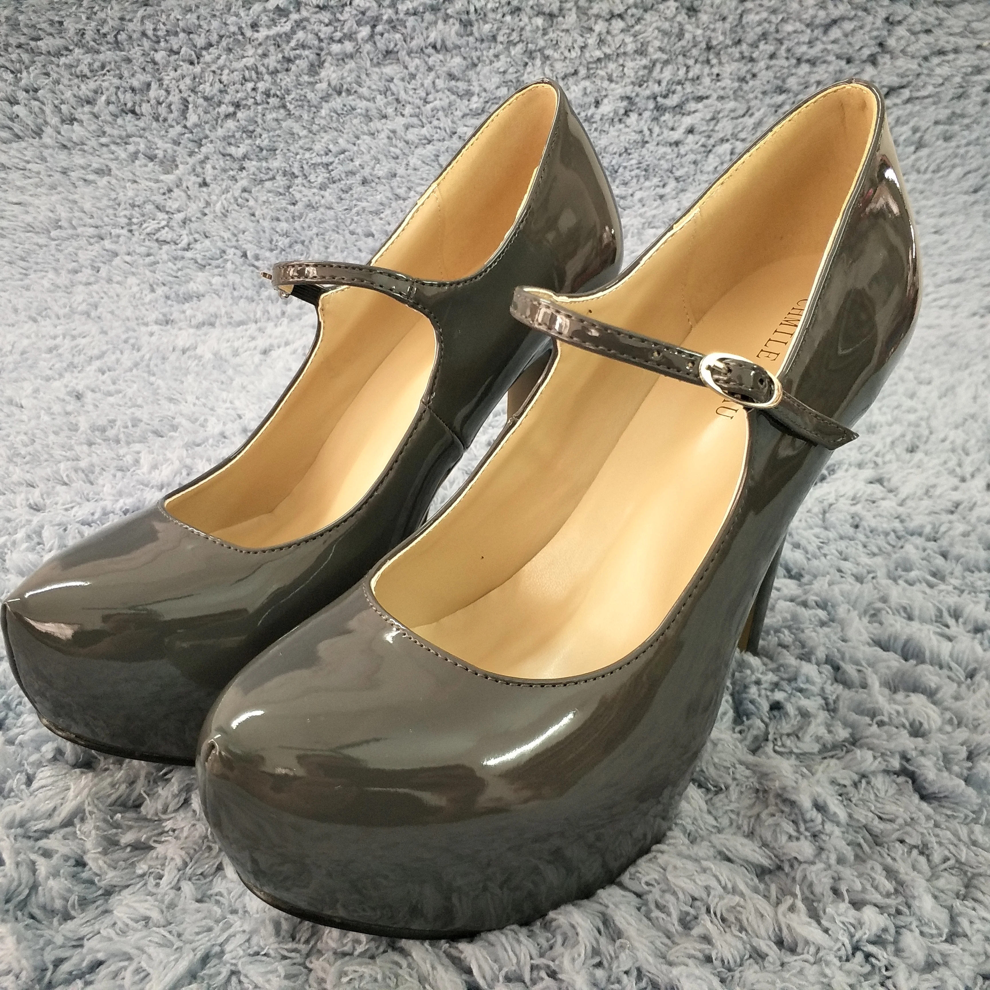 Sexy Grey Patent Pumps High Heel Popular Dress Party Women Pumps Spring Autumn New Round Toe Platform Stiletto 14cm Heel Shoes
Sexy Grey Patent Pumps High Heel Popular Dress Party Women Pumps Spring Autumn New Round Toe Platform Stiletto 14cm Heel Shoes