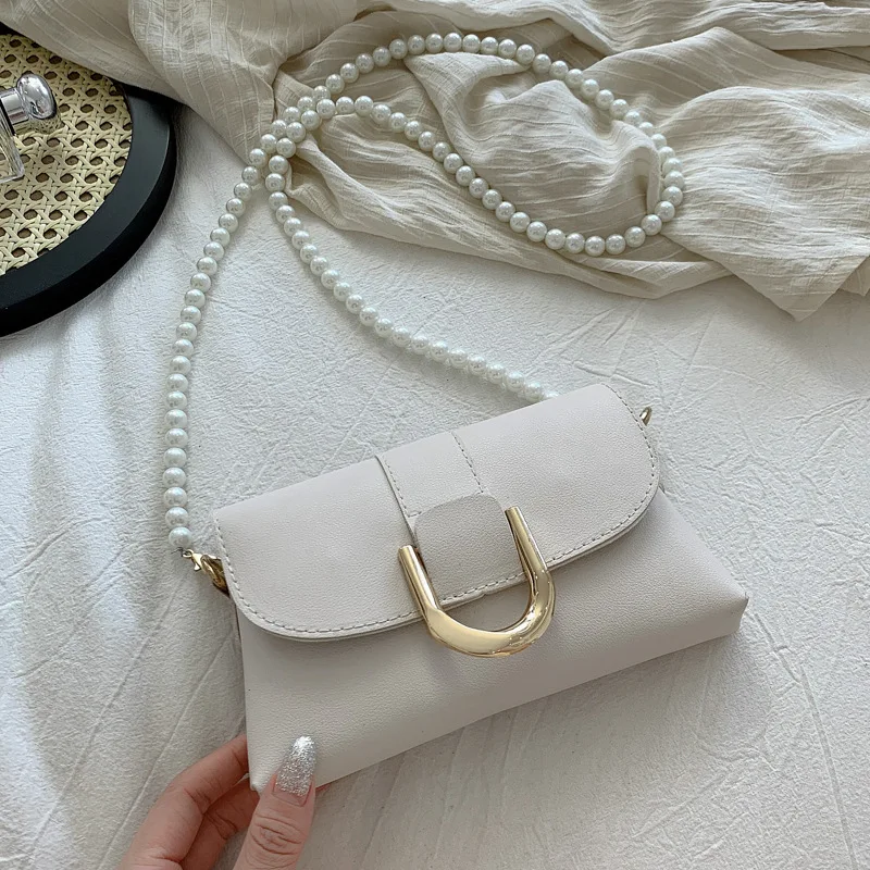 Foreign Style Pearl Chain Ladies Handbag Temperament Bags for Women Crossbar Small Square Bag Shoulder Bag
Foreign Style Pearl Chain Ladies Handbag Temperament Bags for Women Crossbar Small Square Bag Shoulder Bag