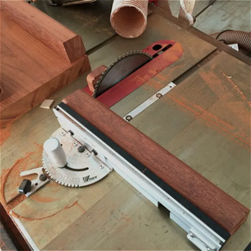 450mm Miter Gauge Table Saw/Router Miter Gauge and Aluminium Fence Sawing Assembly Ruler for Saw Table Router Woodworking Tools
450mm Miter Gauge Table Saw/Router Miter Gauge and Aluminium Fence Sawing Assembly Ruler for Saw Table Router Woodworking Tools