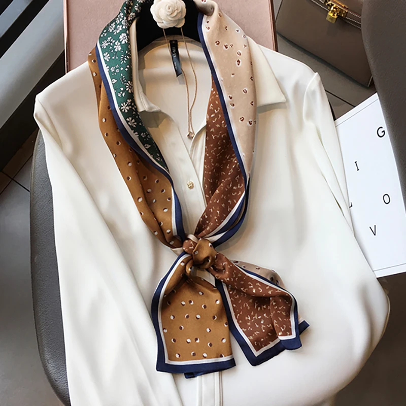 2021 spring Korean version of all-match women scarf silk hand-feel double-sided printing scarf thin section scarf 15x150cm
2021 spring Korean version of all-match women scarf silk hand-feel double-sided printing scarf thin section scarf 15x150cm