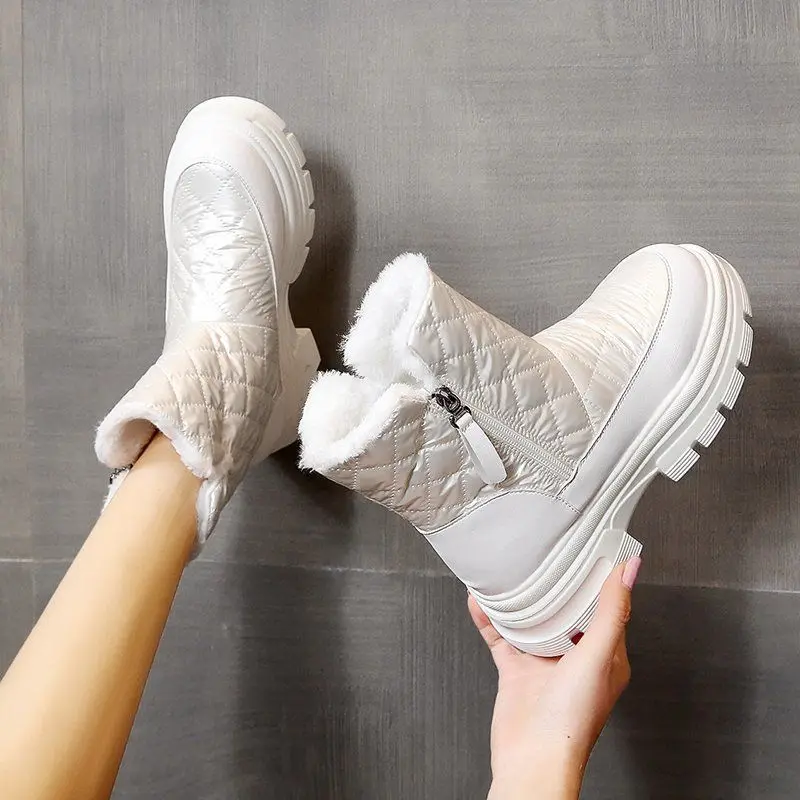Women Boots 2021 New Winter Boots with Platform Shoes Snow Botas De Mujer Waterproof Low Heels Ankle Boots Female Women Shoes
Women Boots 2021 New Winter Boots with Platform Shoes Snow Botas De Mujer Waterproof Low Heels Ankle Boots Female Women Shoes