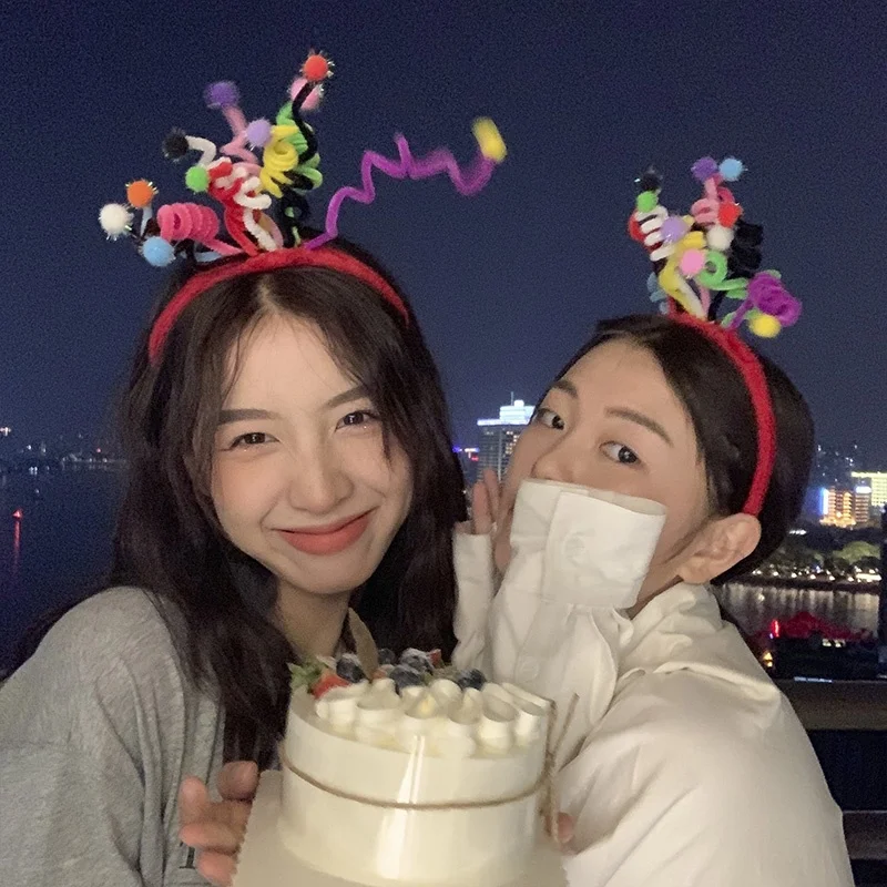 20 шт./лот, красочная Весенняя головная повязка с шариками, головной убор с мультяшным рисунком, рождественское шоу, милый клоун, повязка на г...
20 шт./лот, красочная Весенняя головная повязка с шариками, головной убор с мультяшным рисунком, рождественское шоу, милый клоун, повязка на г...