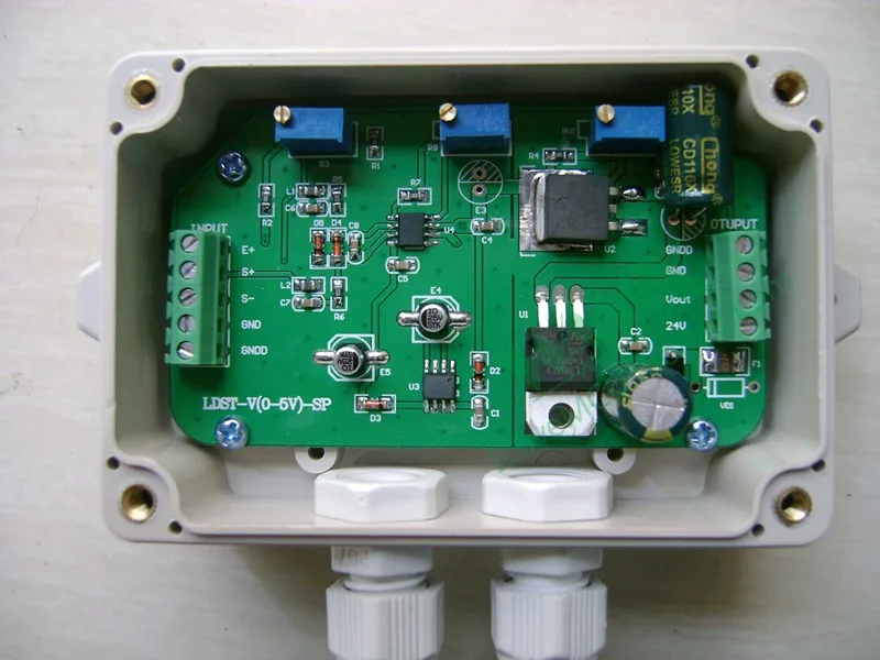 Фото Усилитель сигнала датчика давления с выходами 0-5В, 0-10В, 4-20мА. Трансмиттер тока и напряжения для ПЛК 12/24В.