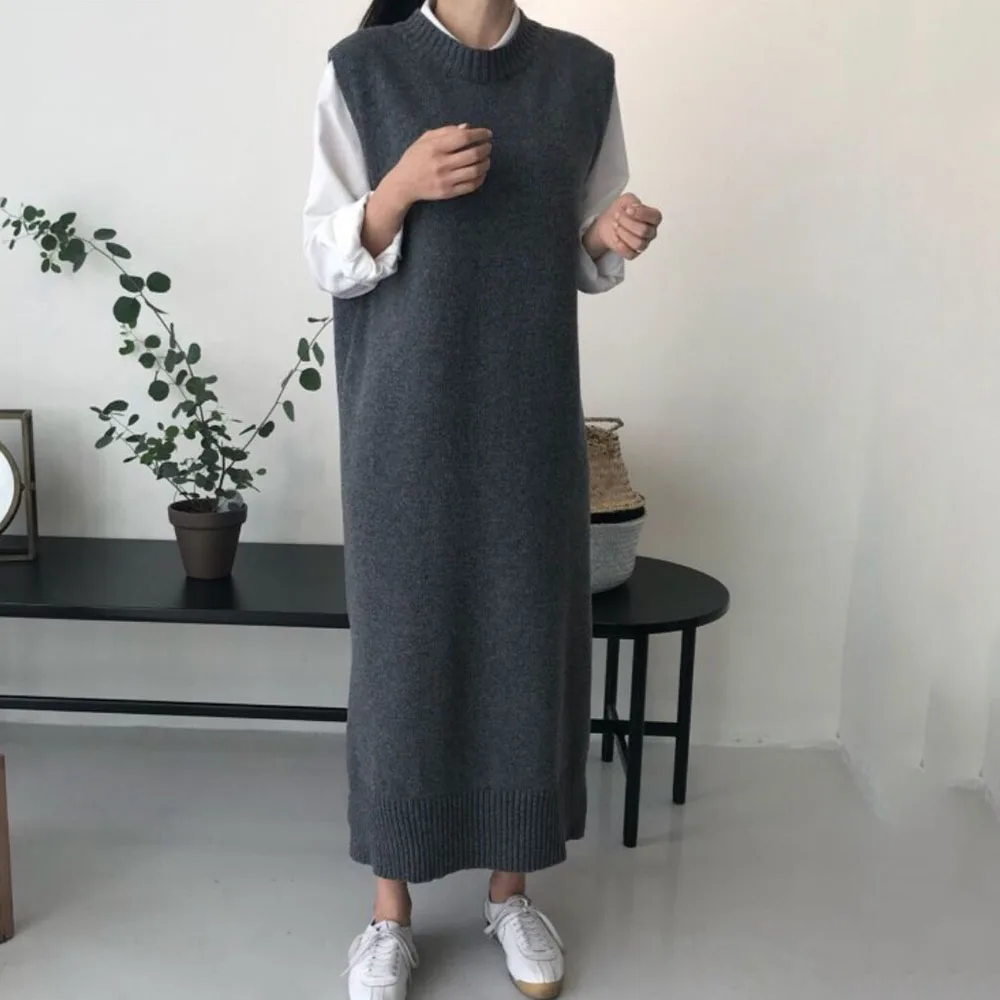 Korean Long Waistcoat Sweater Dress Loose And Versatile Super Long Sweater Women Fall Winter 2021 Solid Color Round Neck
Korean Long Waistcoat Sweater Dress Loose And Versatile Super Long Sweater Women Fall Winter 2021 Solid Color Round Neck