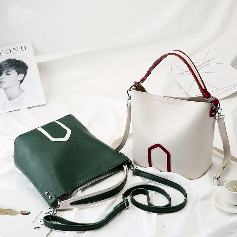 Autumn Winter Women Bags Portable MessengerBag European American wide shoulder strap bucket bag Crossbody Bags One shoulder Bag
Autumn Winter Women Bags Portable MessengerBag European American wide shoulder strap bucket bag Crossbody Bags One shoulder Bag